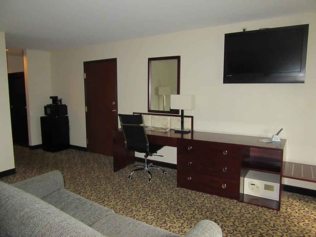 Baymont By Wyndham Columbia Fort Jackson Exterior foto