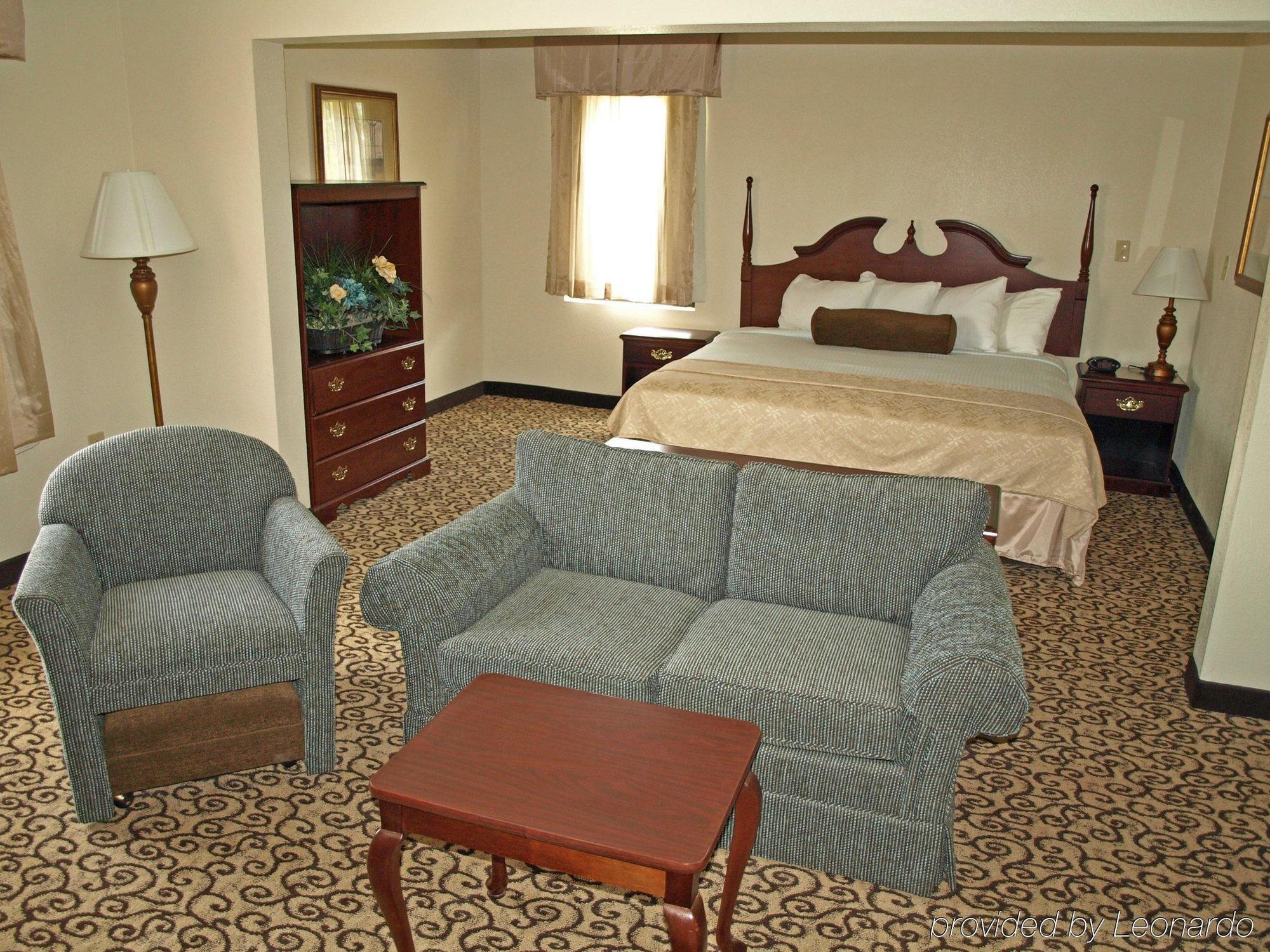 Baymont By Wyndham Columbia Fort Jackson Quarto foto